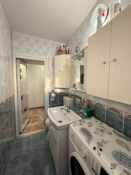 Spitalul Judetean, apartament 2 camere, 42 mp utili.